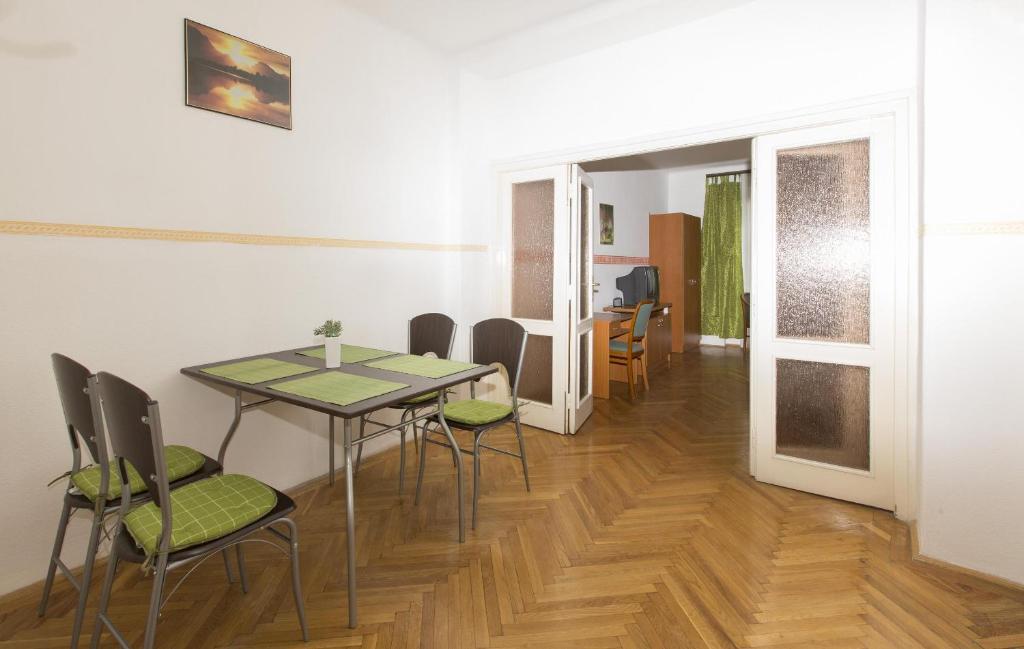 City Comfort Apartments Budapeste Quarto foto